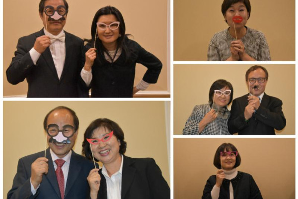 <p style="text-align: center;">포토부스에서 재미난 사진들도 찍고요~ 너무 귀엽죠?^^</p>
