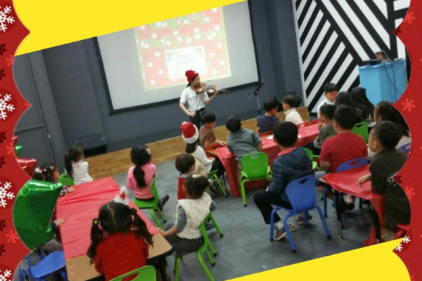 <p style="text-align: center;">아라선생님의 아름다운 바이올린 찬양!</p>

<p style="text-align: center;">아이들도 예수님도 감동이에요~!</p>
